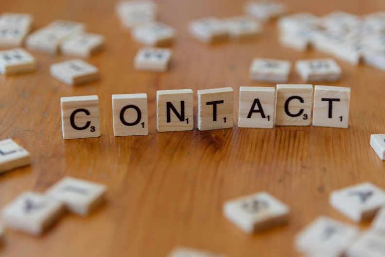 Hoe maak je een contactpagina voor je website die werkt? 9 tips & veel voorbeelden